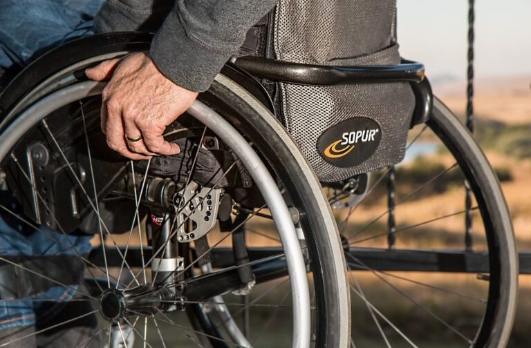 ВОБФ «Карітас-Волинь» провів роздачу нових інвалідних візків